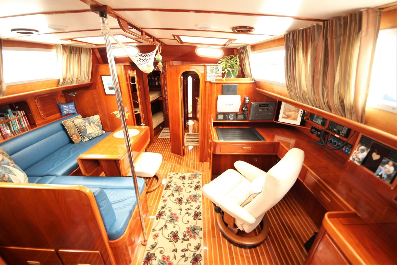 1991 Hinckley Sou'wester