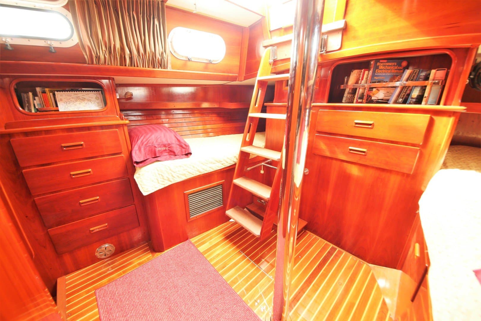 1991 Hinckley Sou'wester