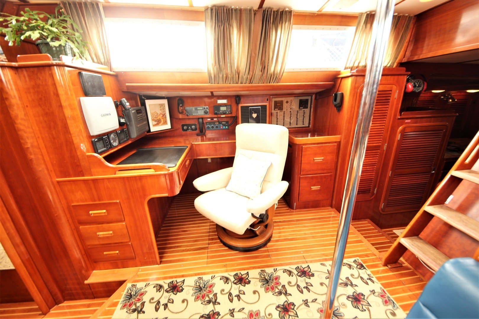 1991 Hinckley Sou'wester