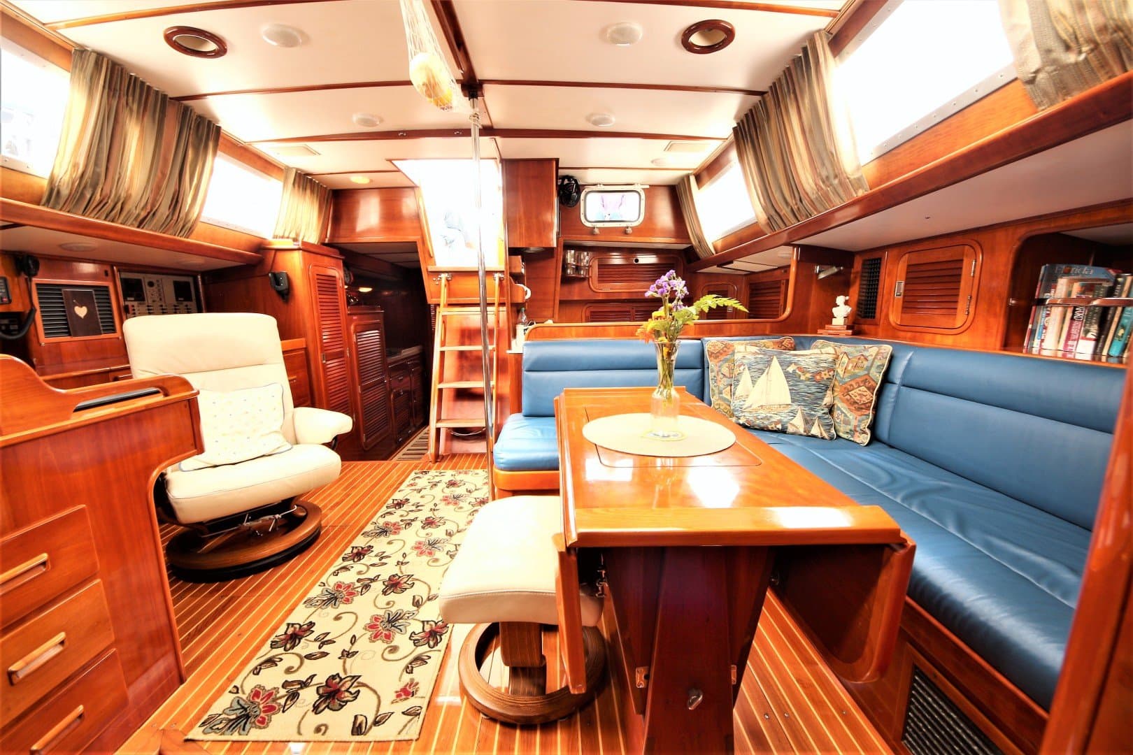 1991 Hinckley Sou'wester