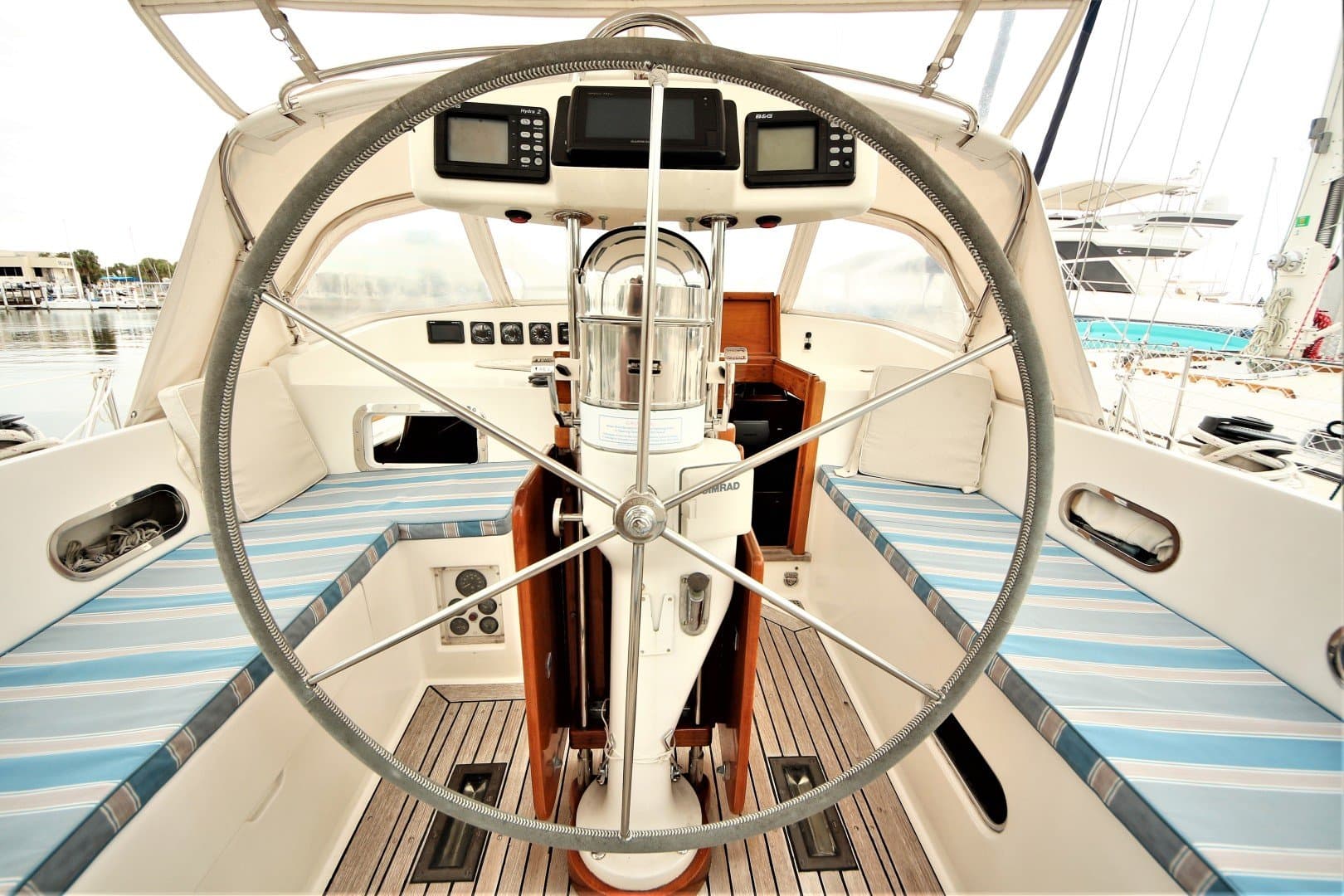 1991 Hinckley Sou'wester