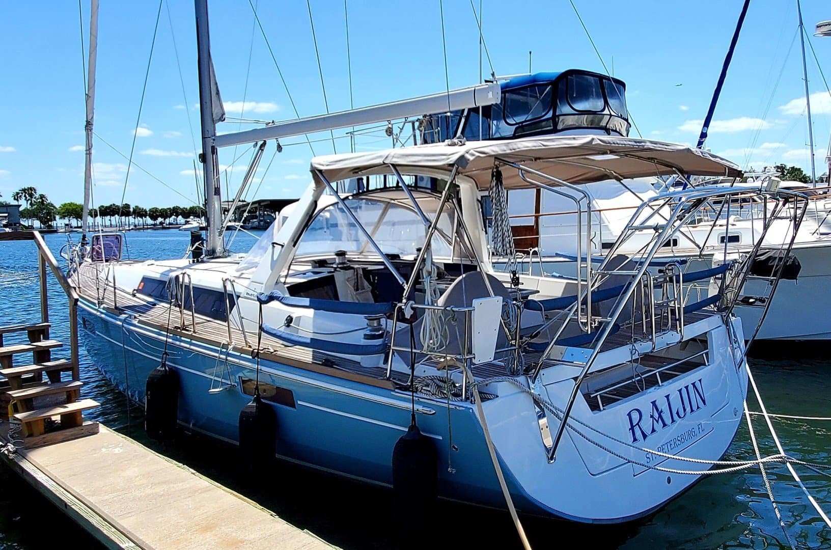 2013 Beneteau Oceanis
