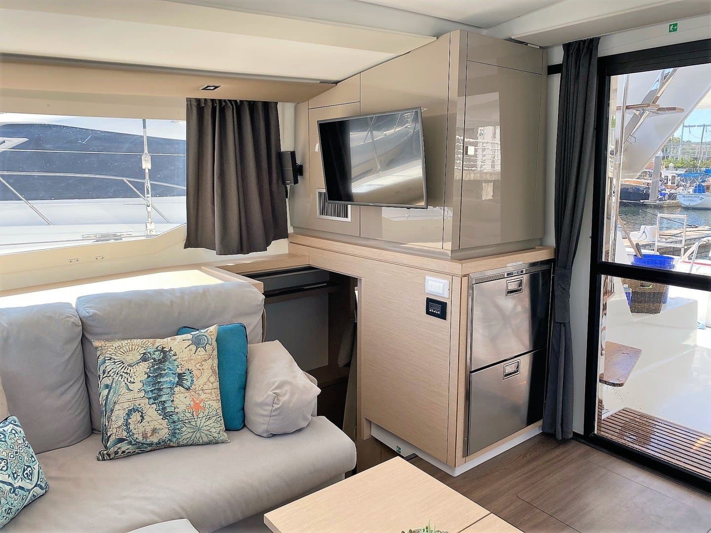 2018 Fountaine Pajot Lucia 40