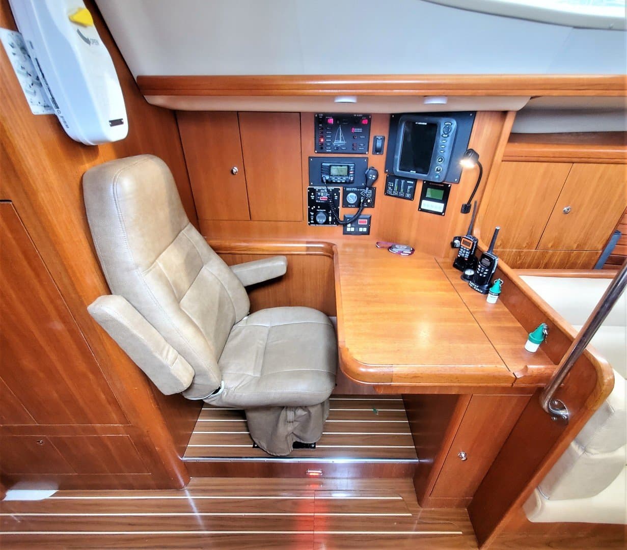 2006 Hunter 45