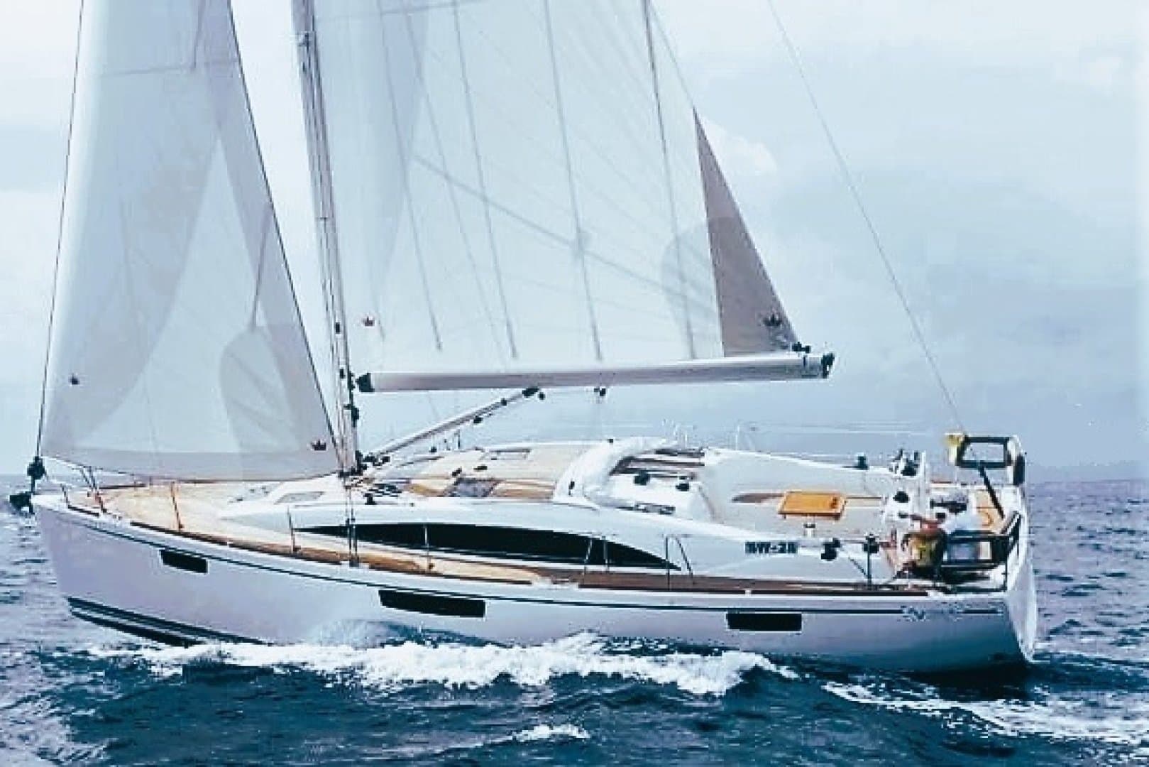 2015 Bavaria Vision 42