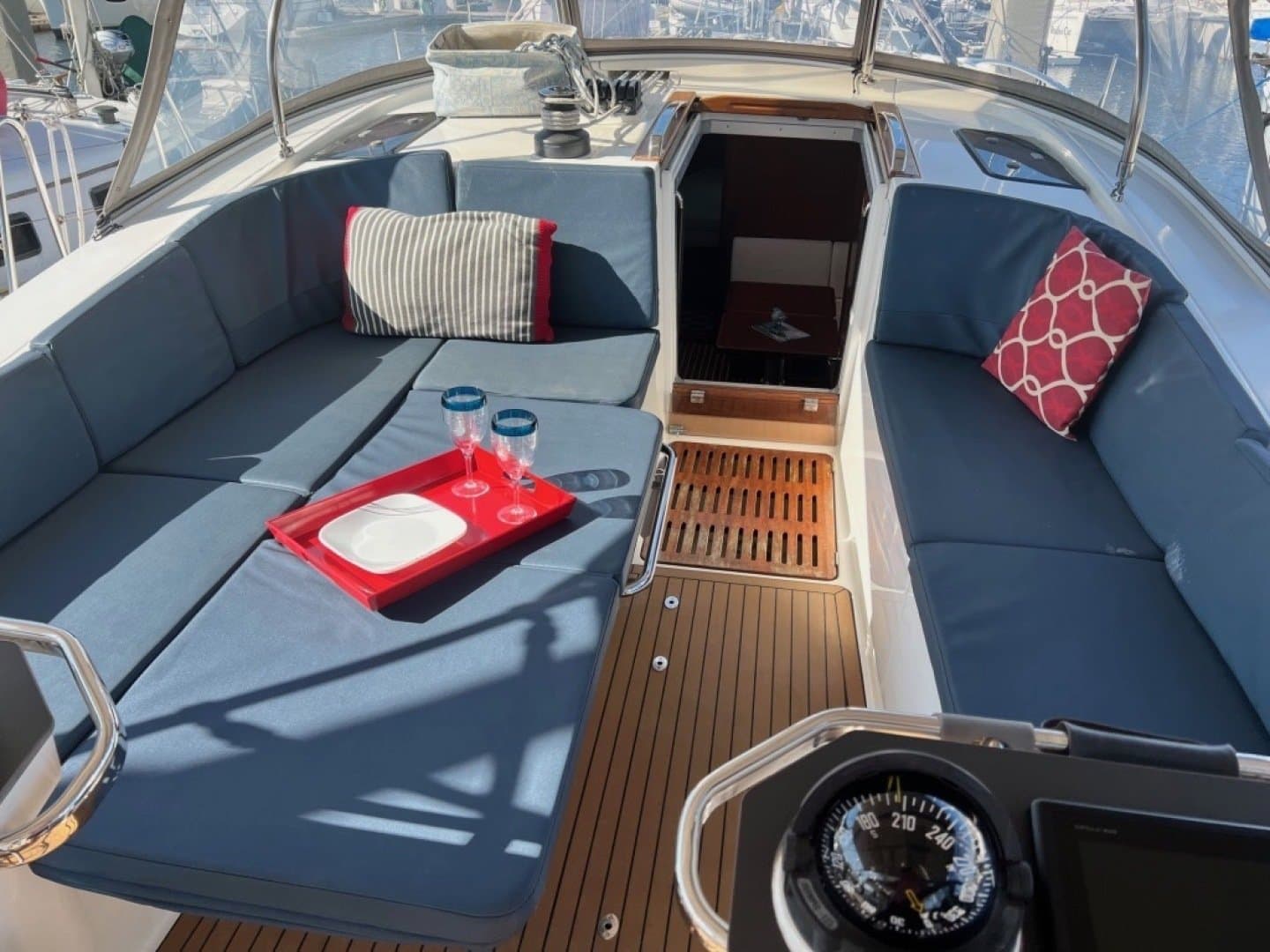 2015 Bavaria Vision 42