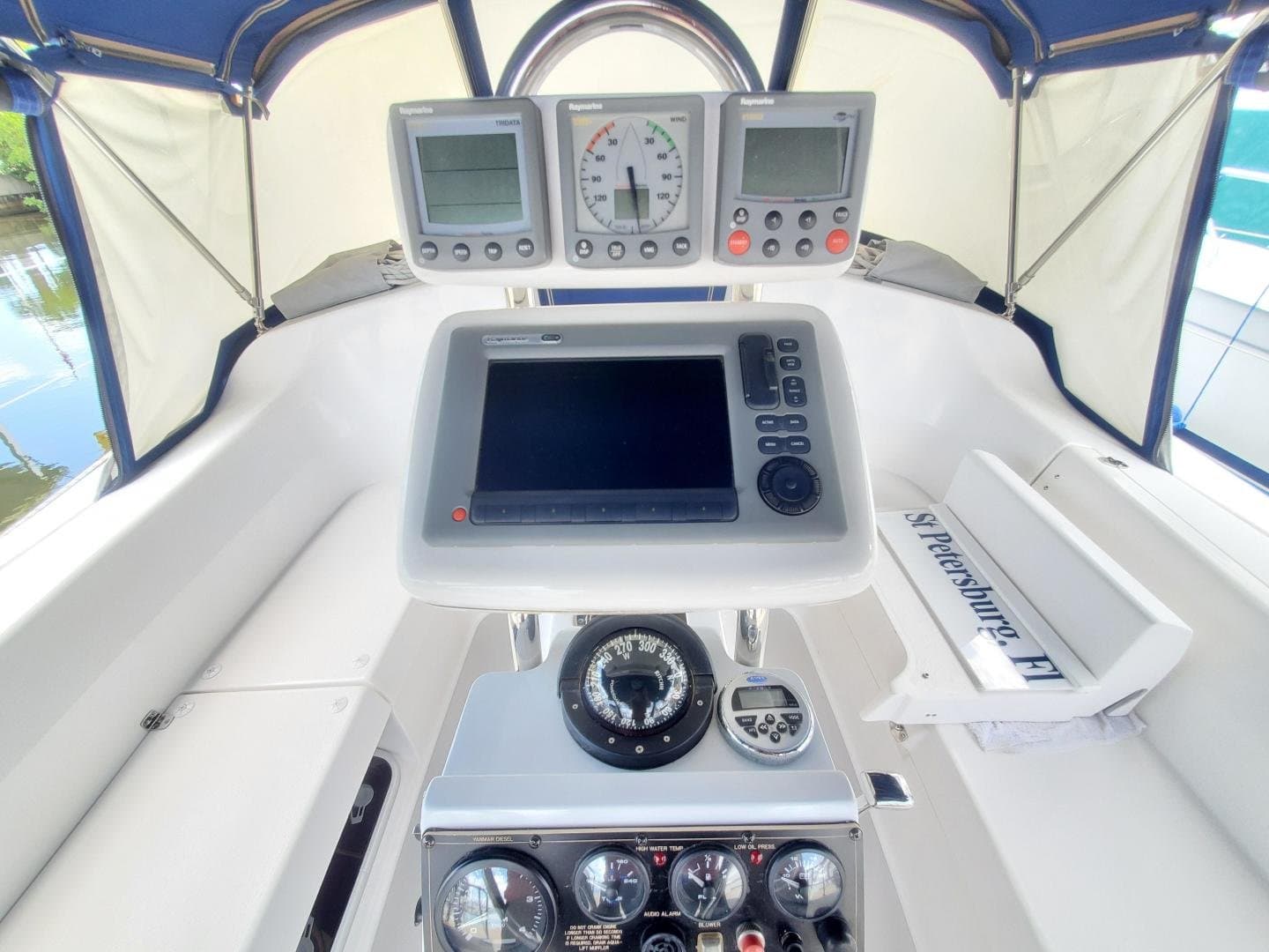2012 Catalina 375