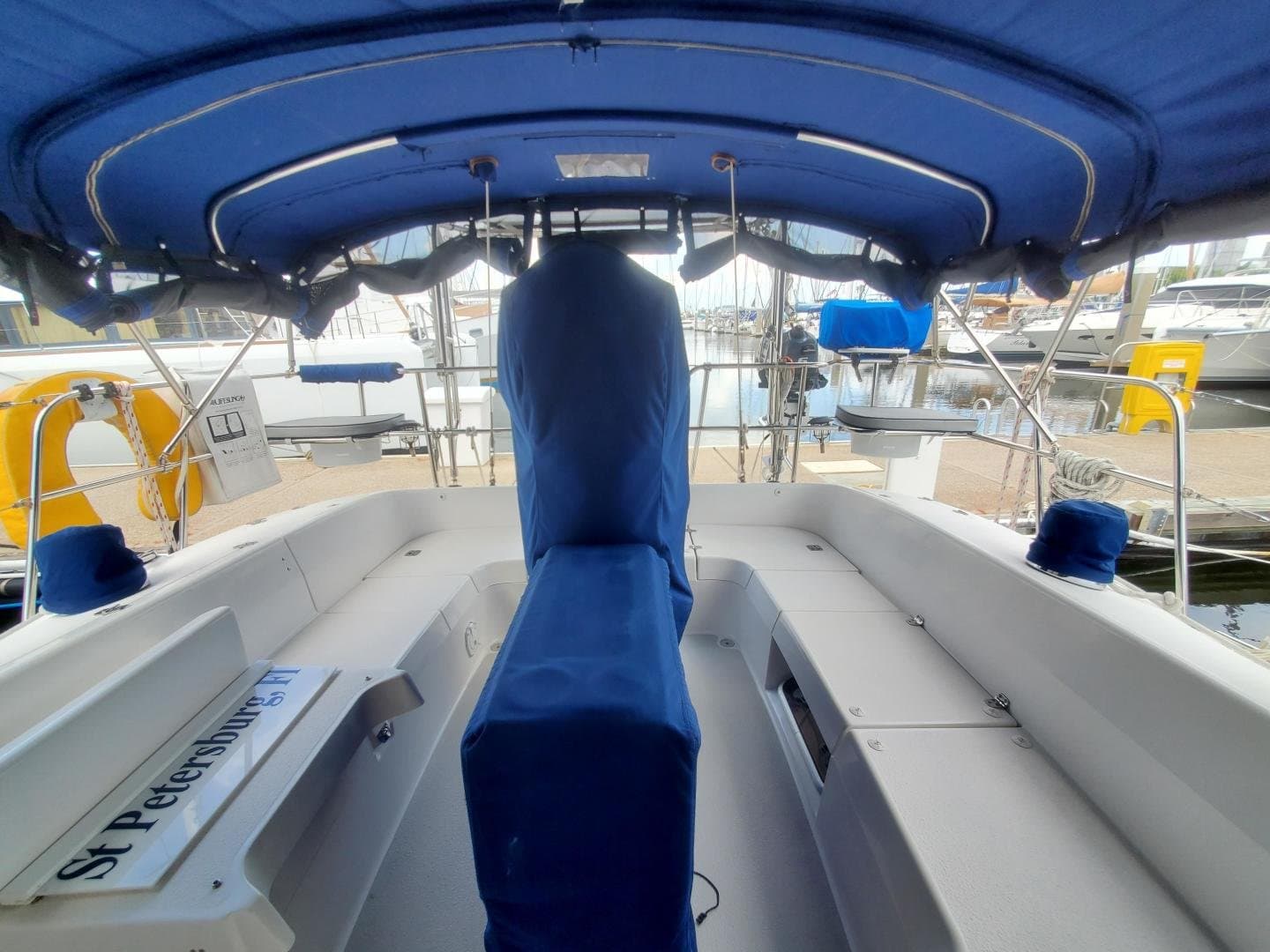 2012 Catalina 375