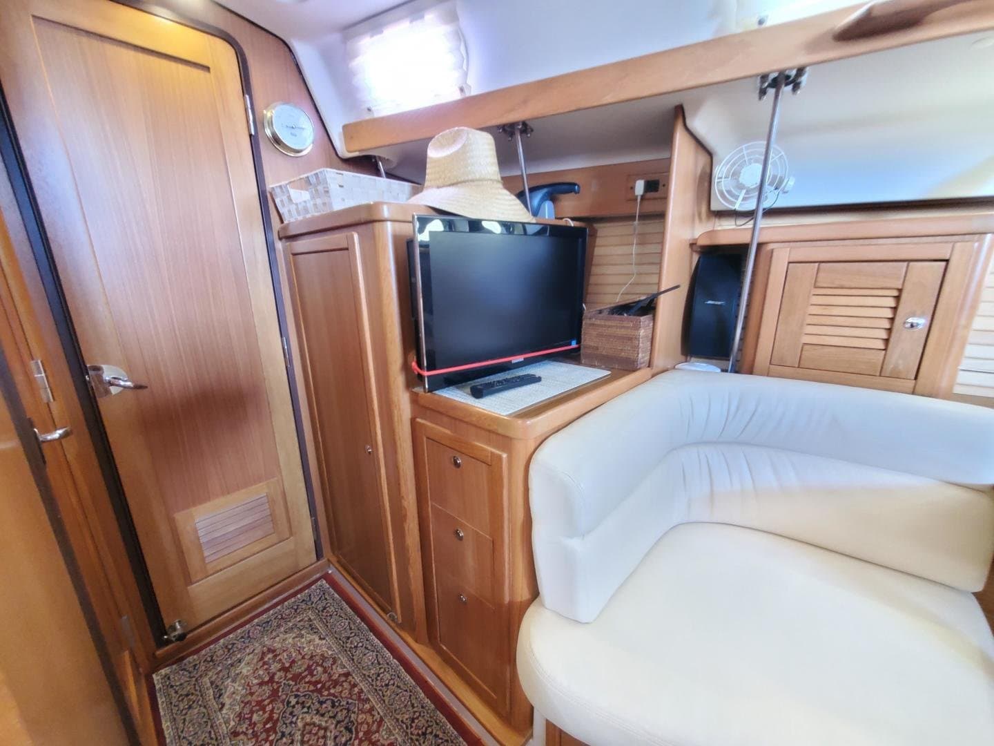 2012 Catalina 375