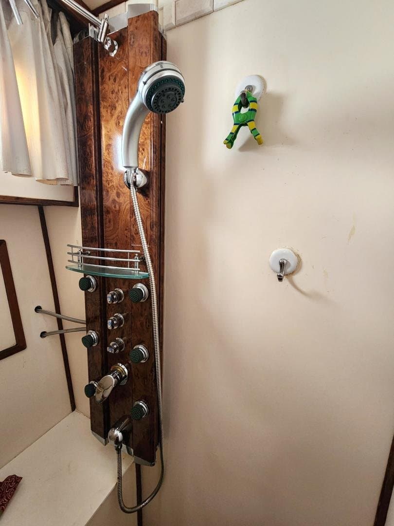 1989 Jefferson Cockpit Motor Yacht