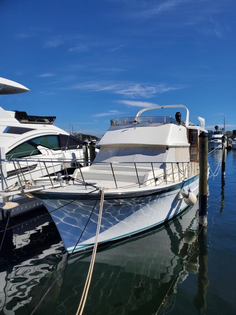 1989 Jefferson Cockpit Motor Yacht
