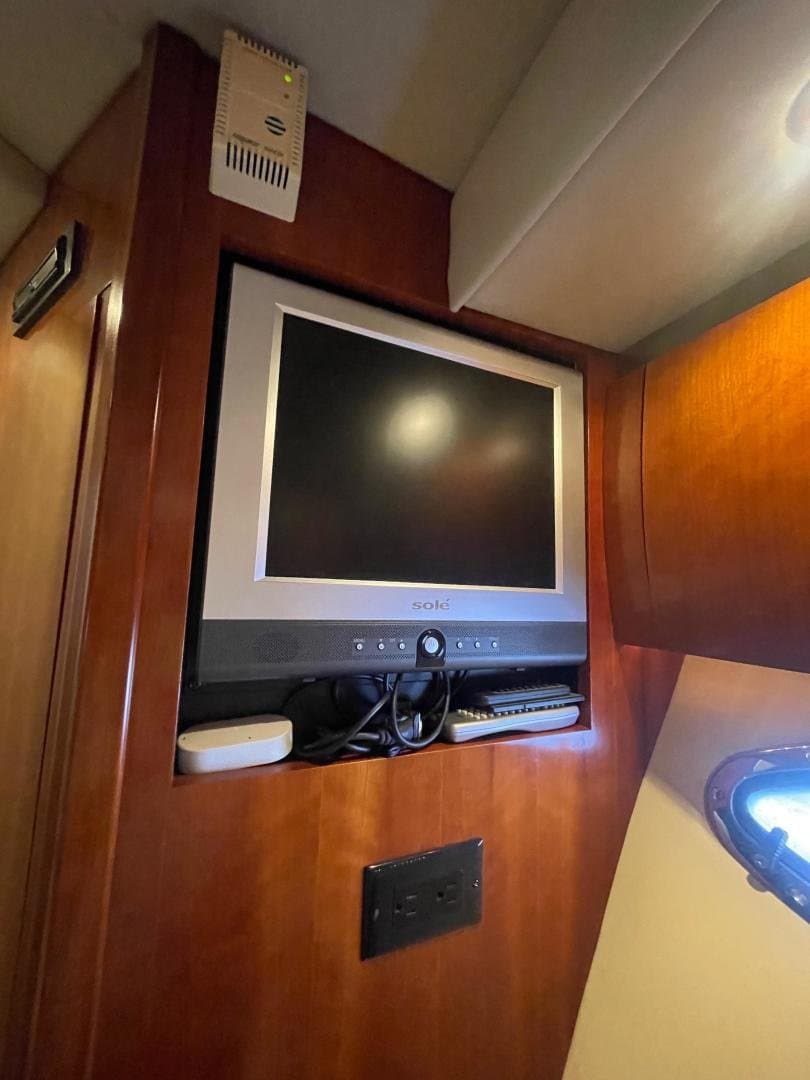 2007 Cruisers Yachts 447