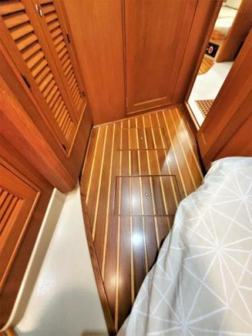 2006 Island Packet 440