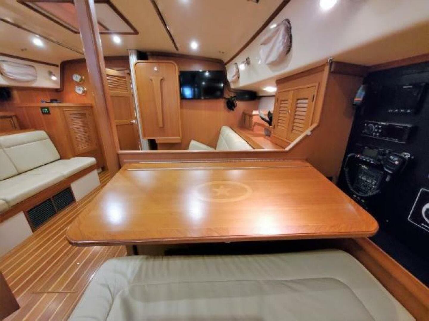 2006 Island Packet 440