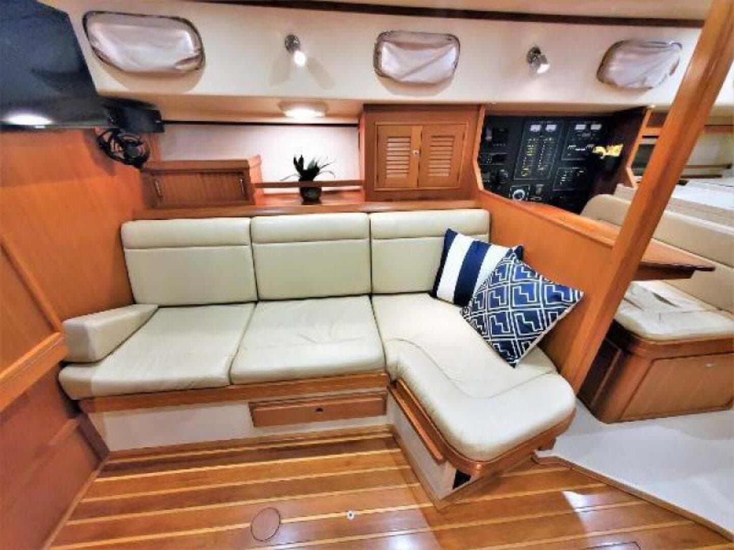 2006 Island Packet 440