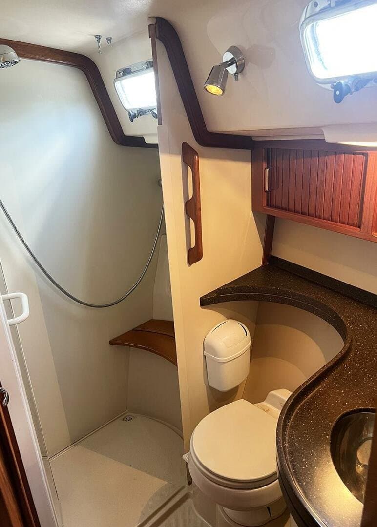 2005 Island Packet 485