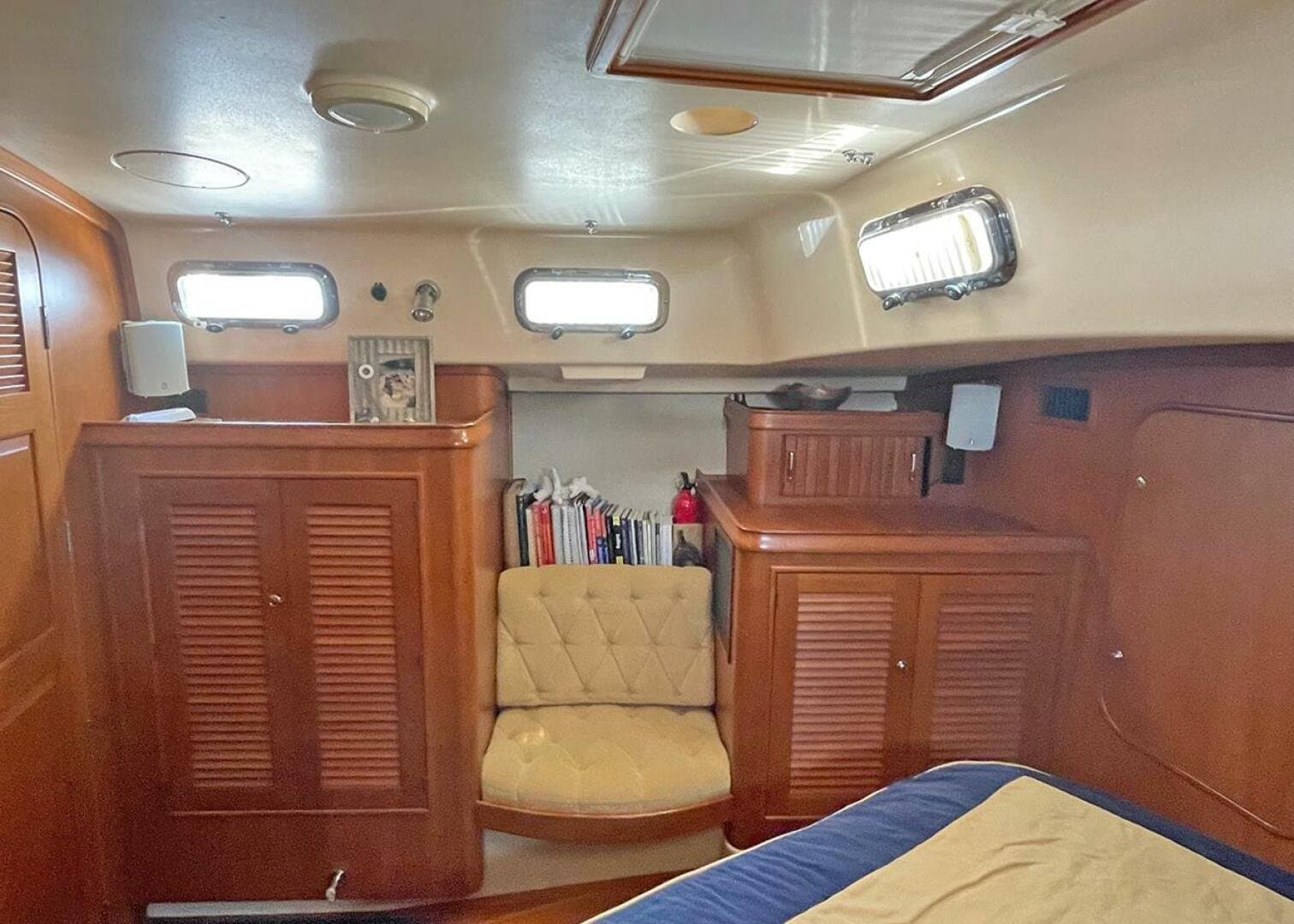 2005 Island Packet 485
