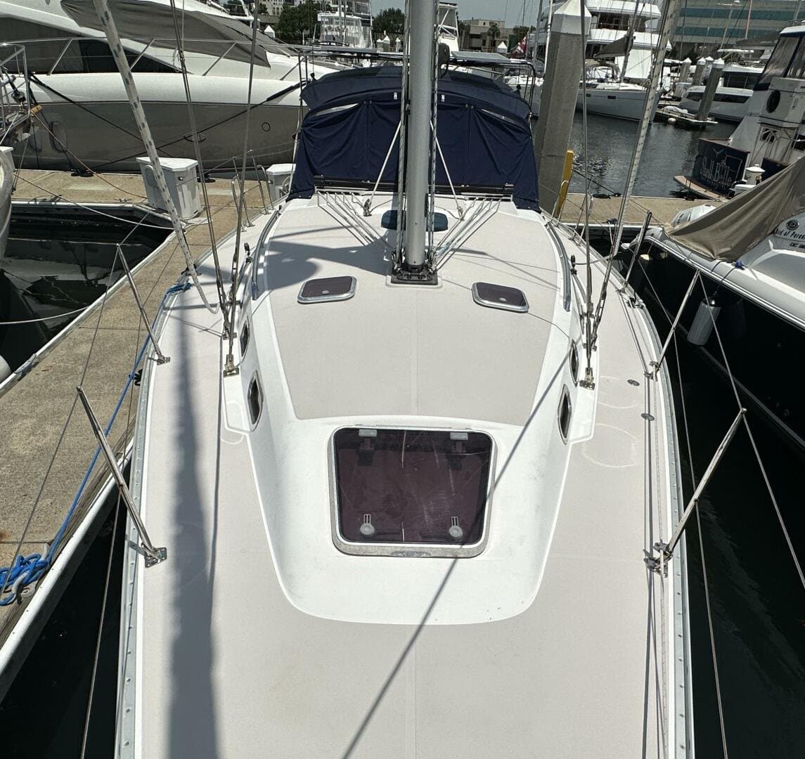 2012 Catalina 385