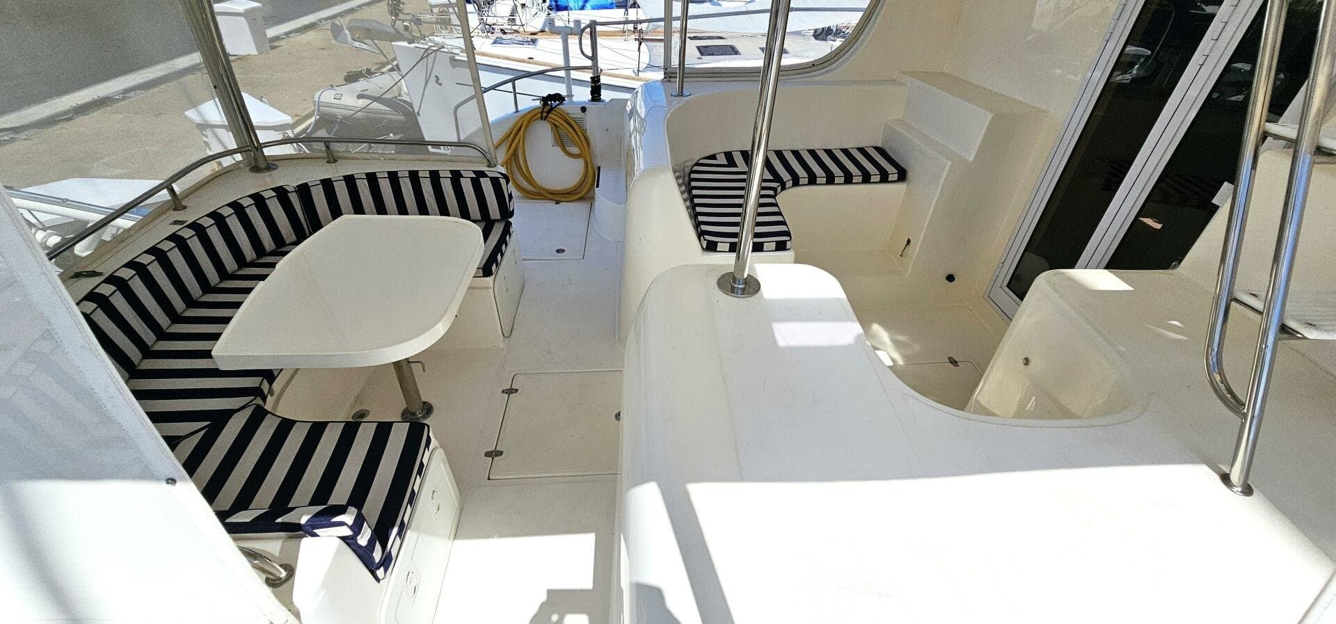 2011 Cruiser Cats Havana 40