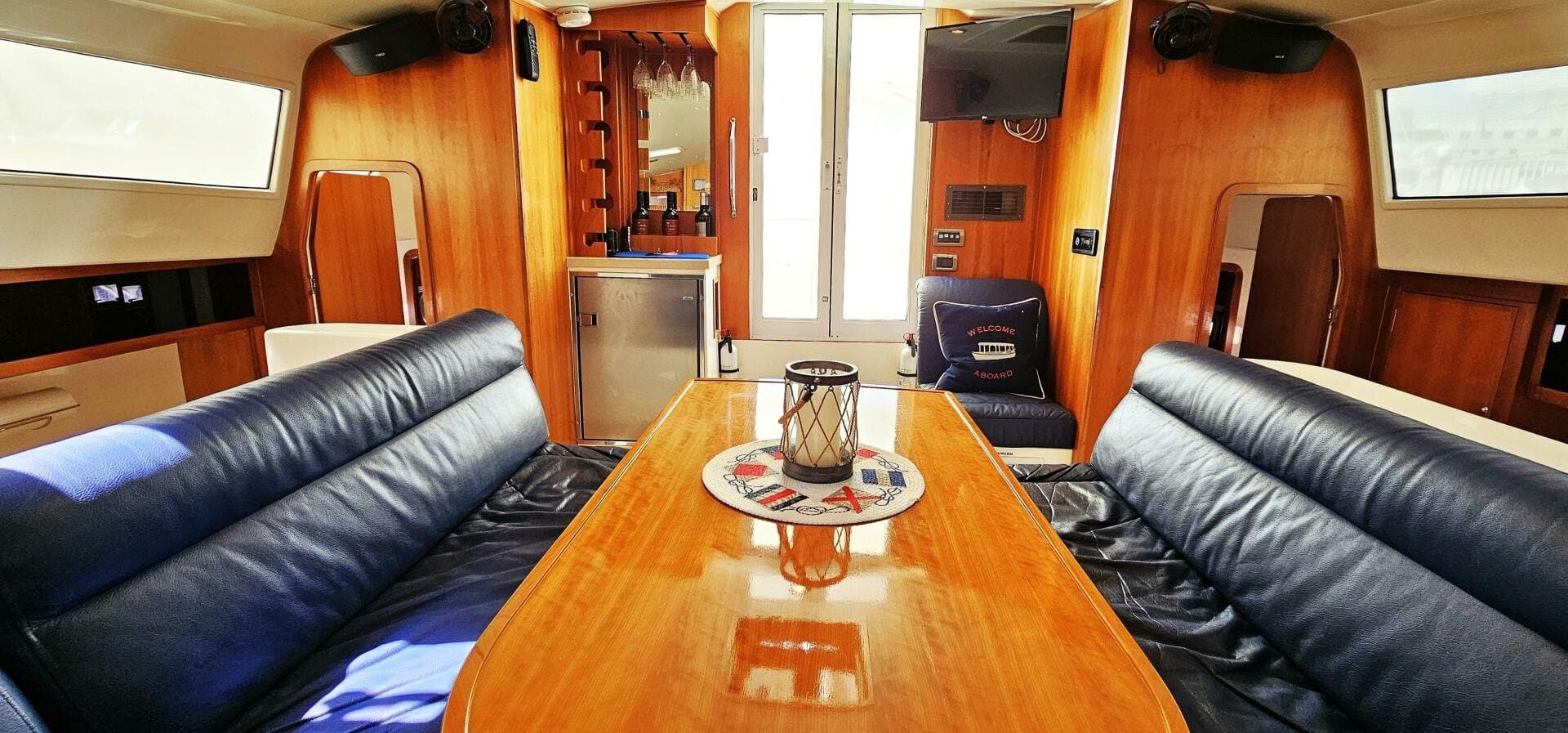 2011 Cruiser Cats Havana 40