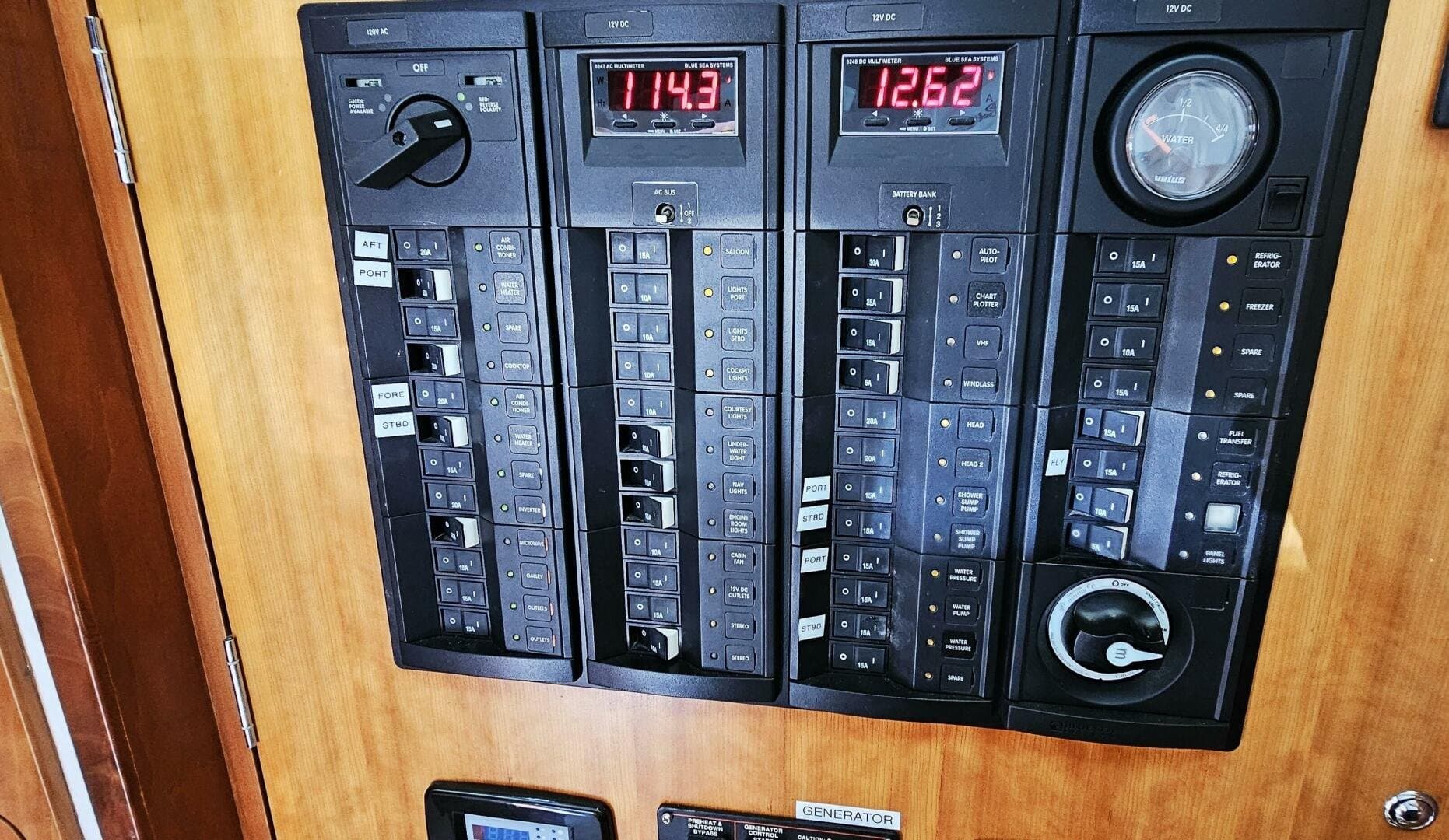 2011 Cruiser Cats Havana 40