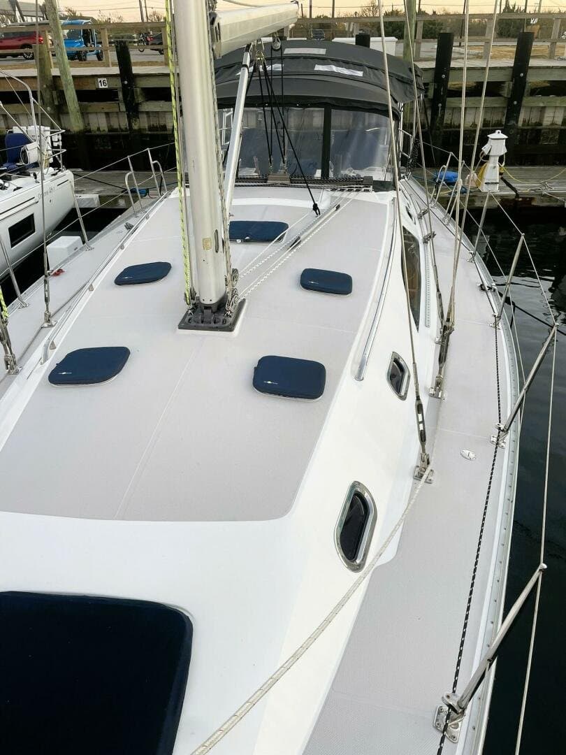 2010 Catalina 445