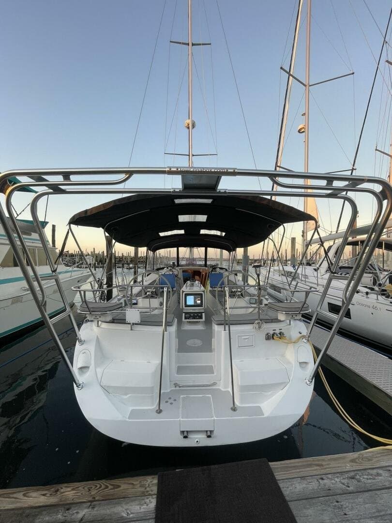 2010 Catalina 445