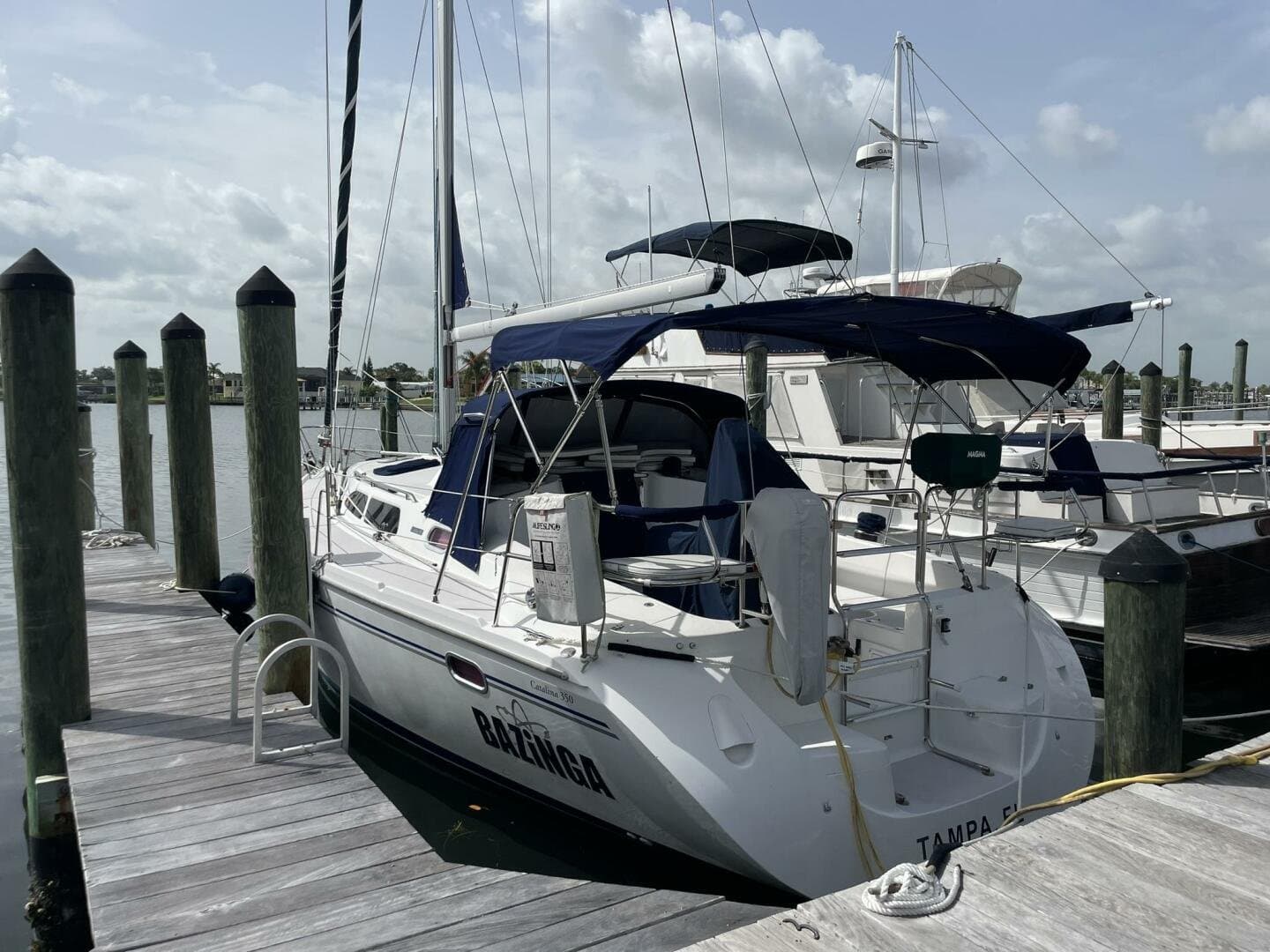 2004 Catalina 350