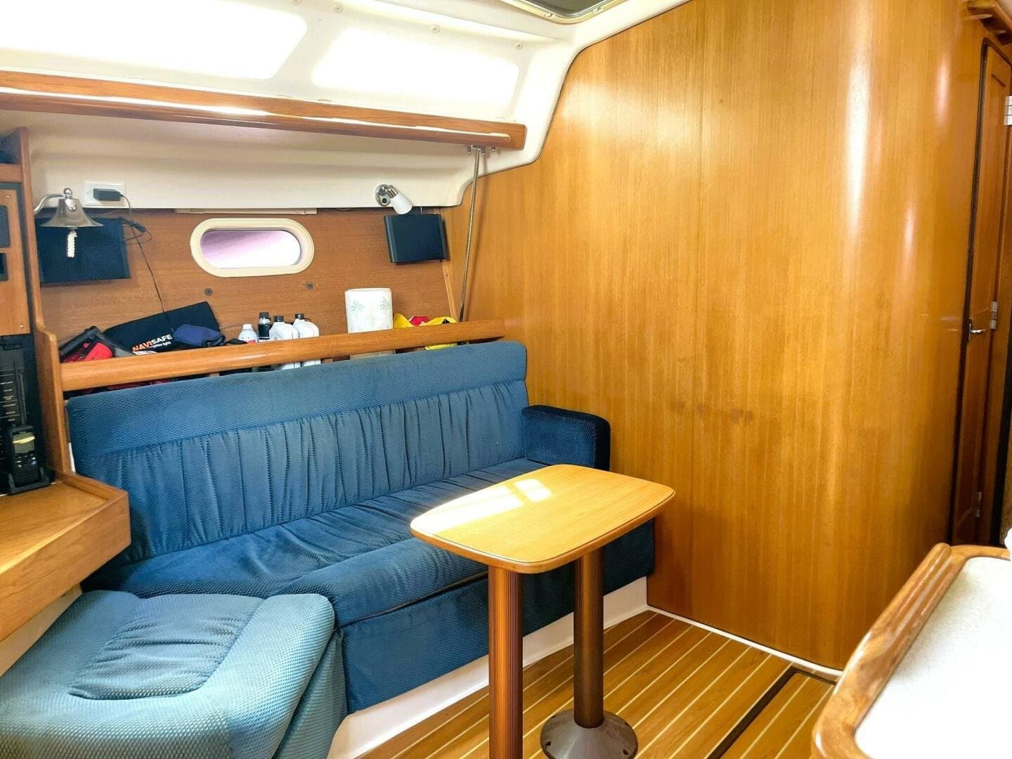 2004 Catalina 350