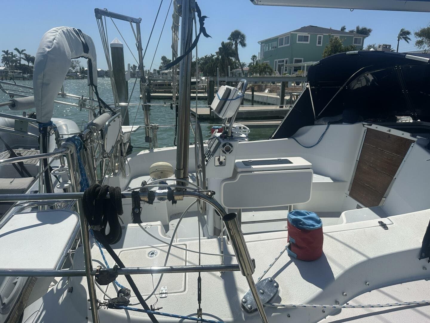 2004 Catalina 350