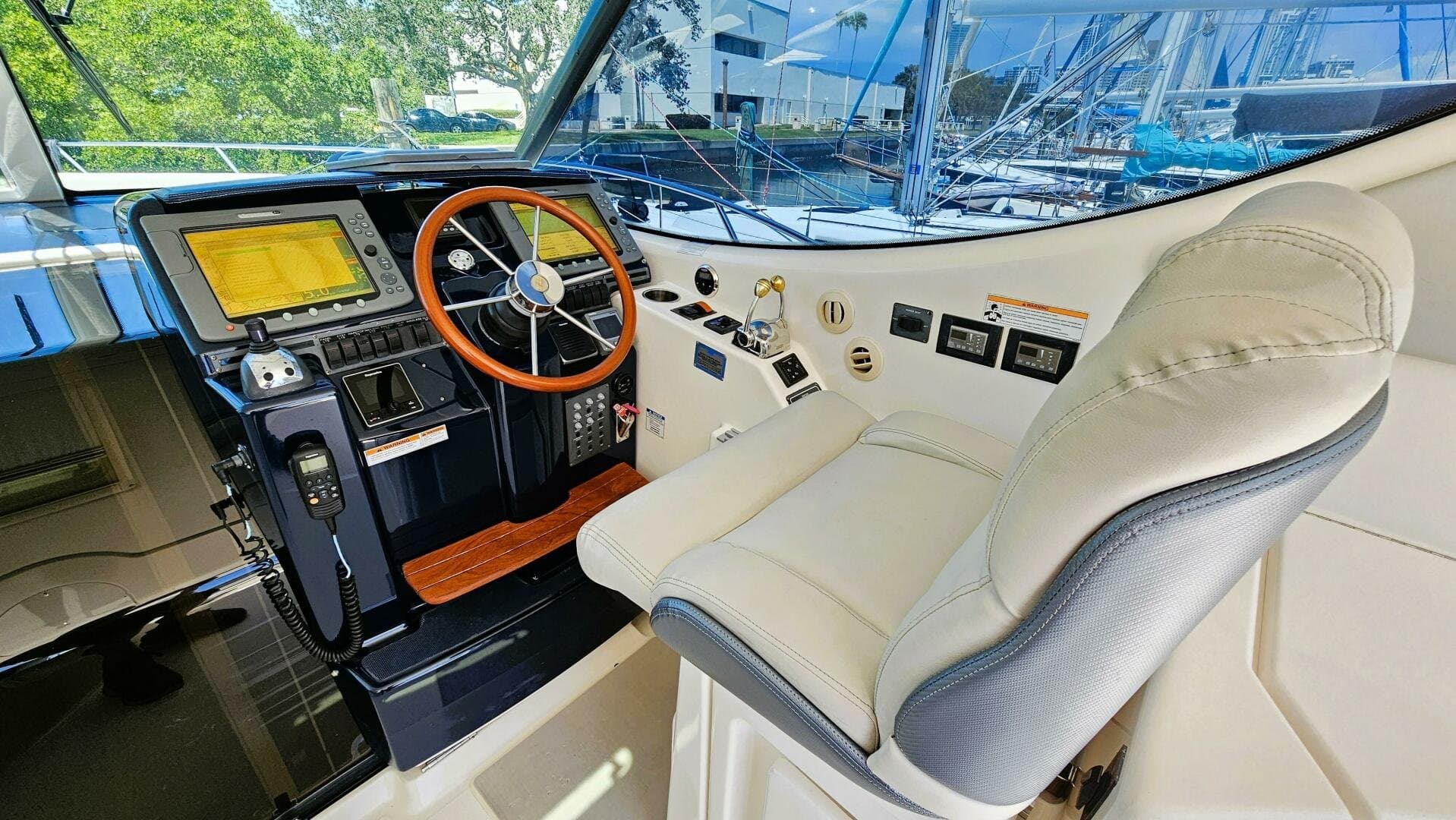 2007 Tiara Yachts 3900 Sovran