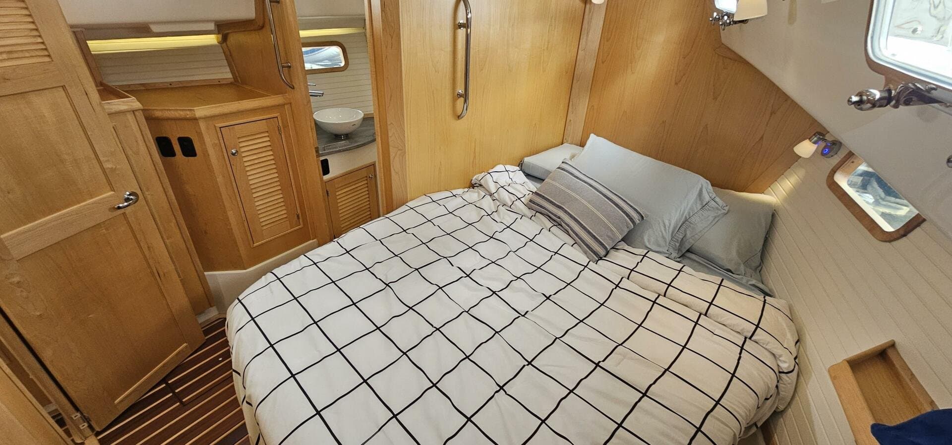 2023 Island Packet 439