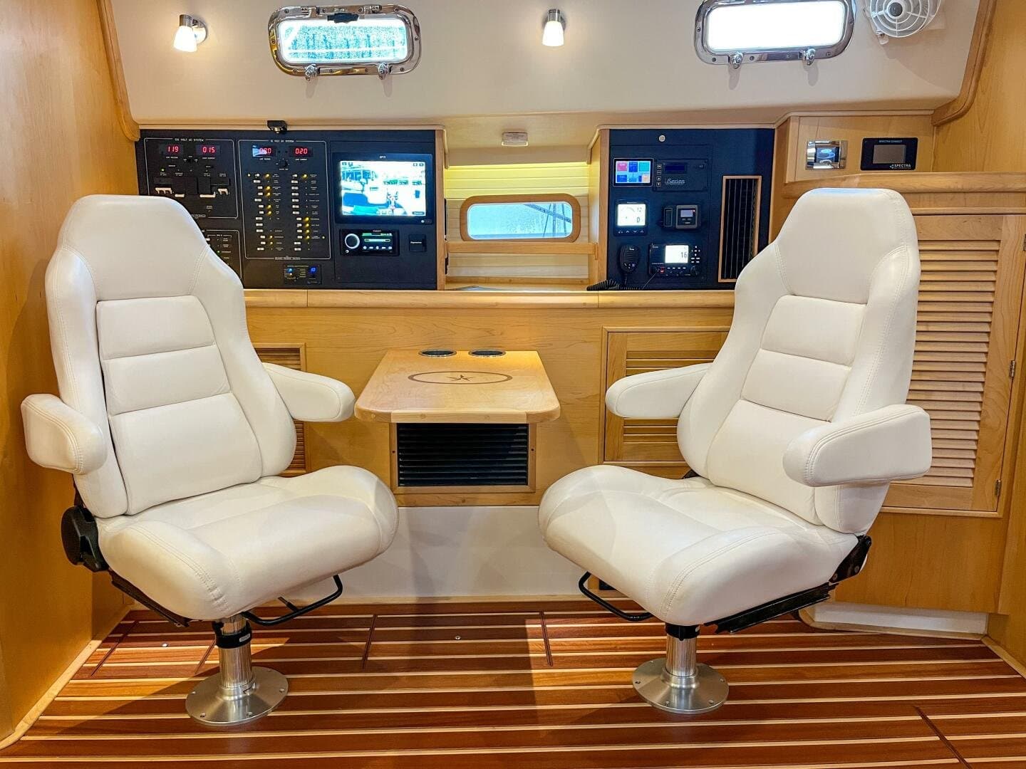 2023 Island Packet 439