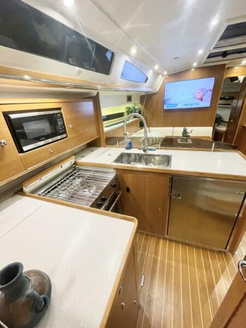 2017 Catalina 425