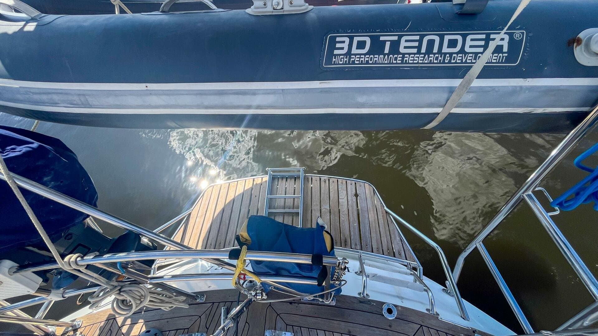 1991 Oyster Lightwave 48