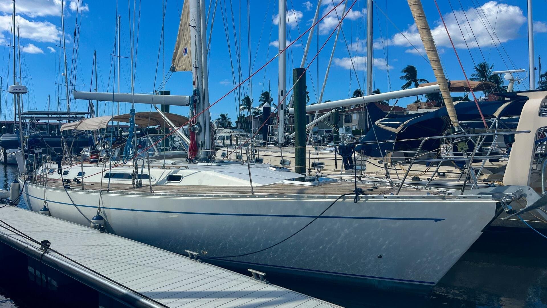 1991 Oyster Lightwave 48