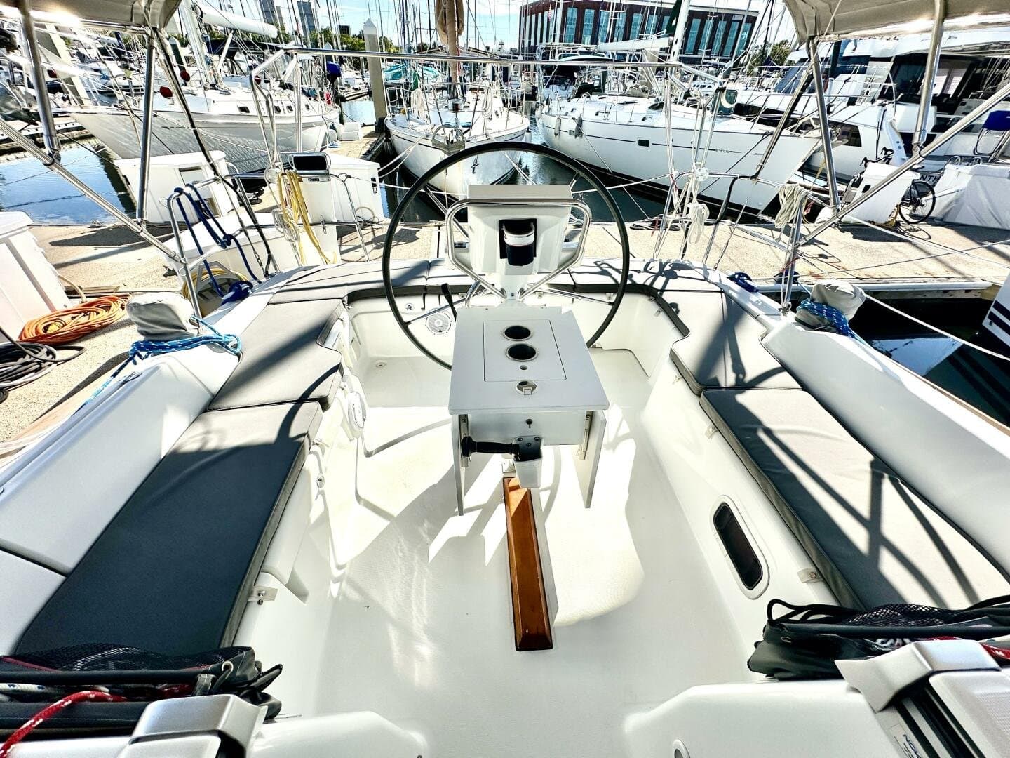 2013 Beneteau Oceanis