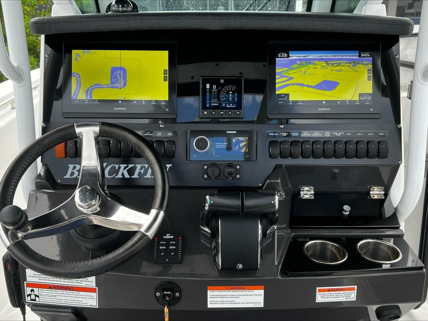 2023 Blackfin 272 CC