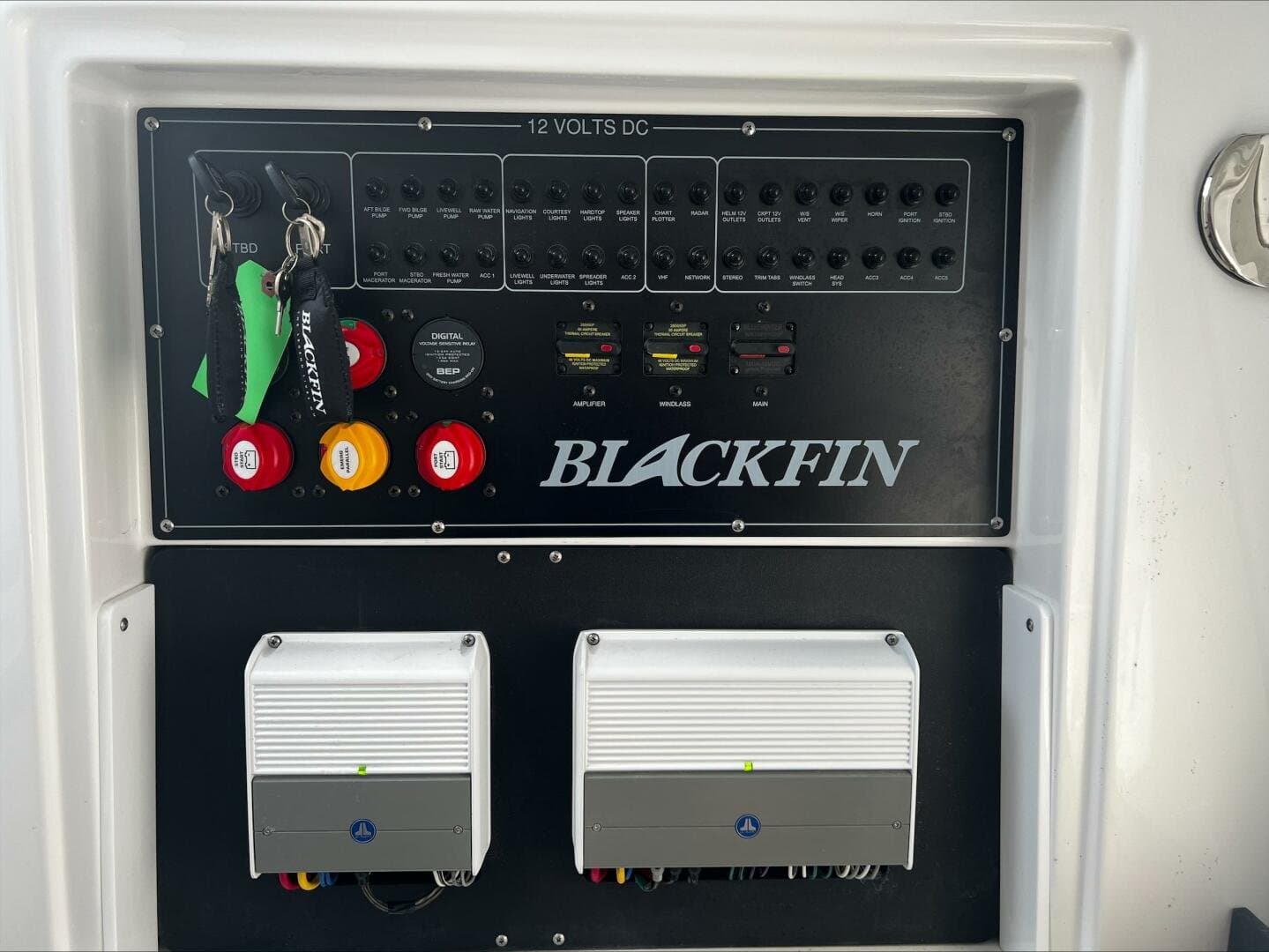 2023 Blackfin 272 CC