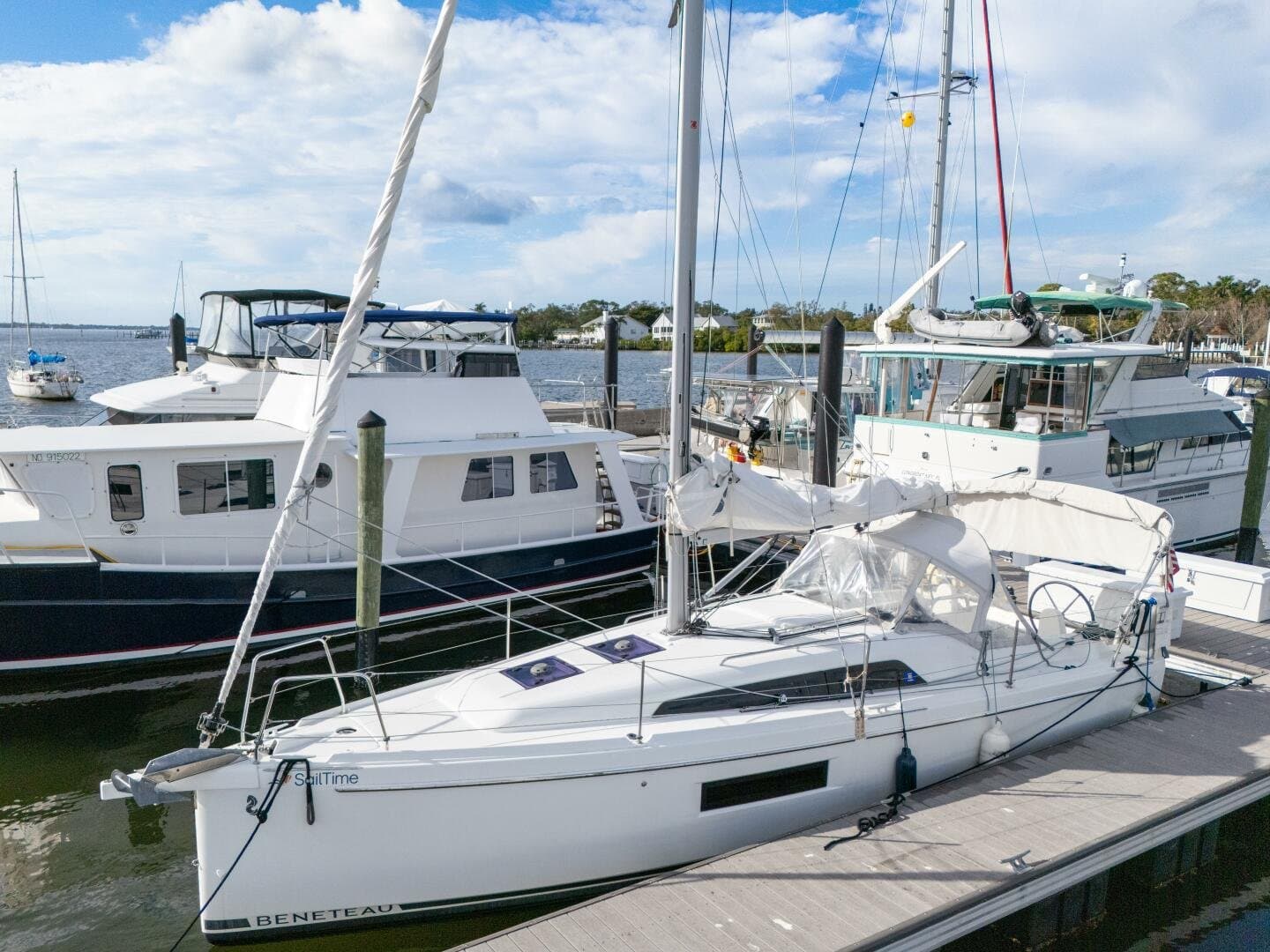 2021 Beneteau 30.1