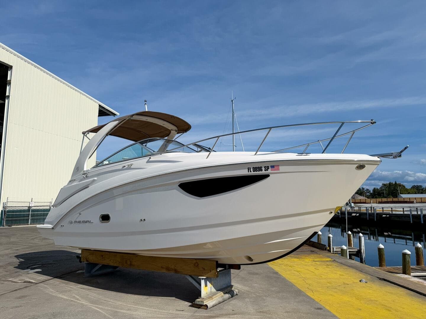 2020 Regal 26 Express