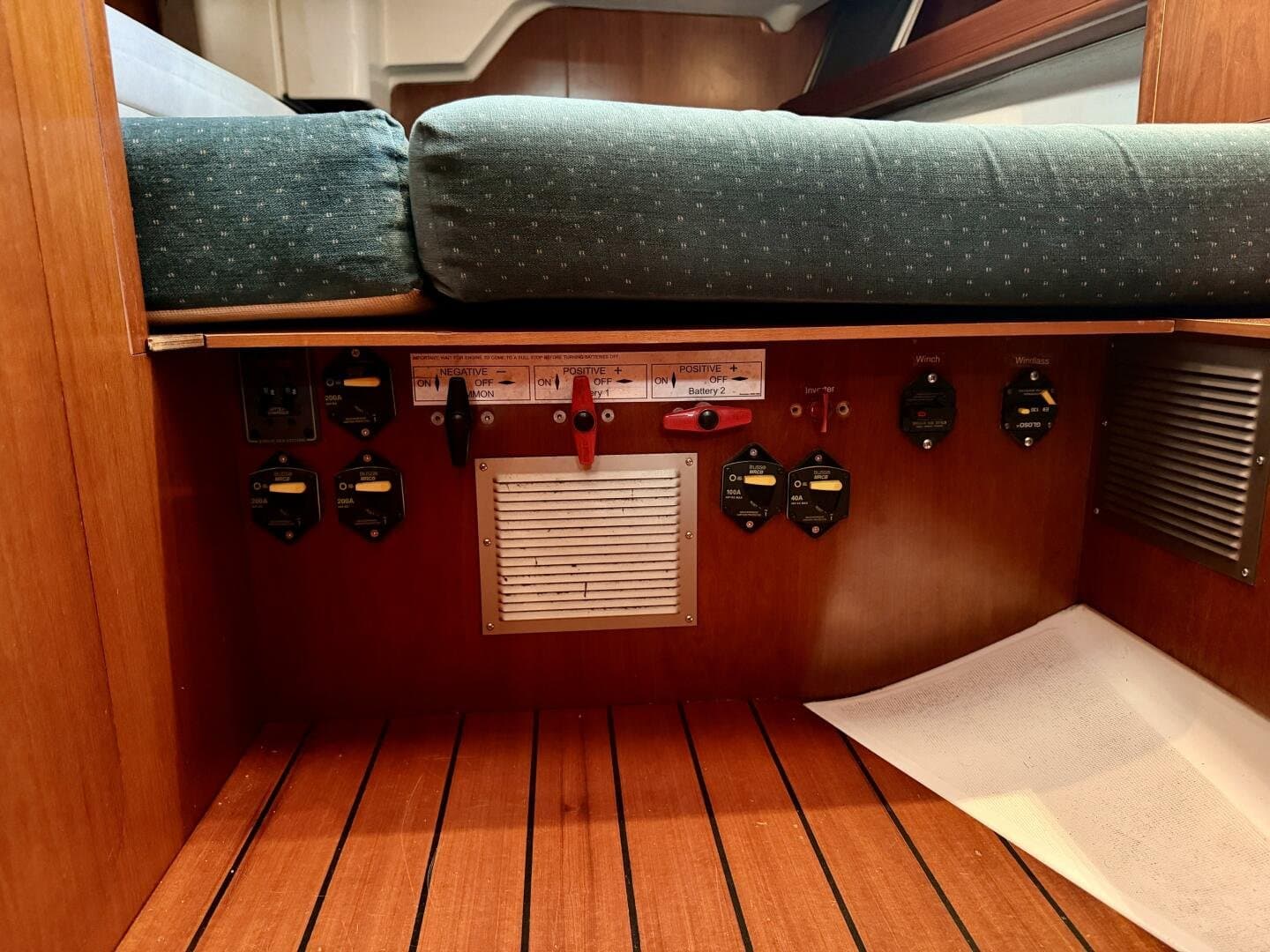 2000 Beneteau Oceanis 461