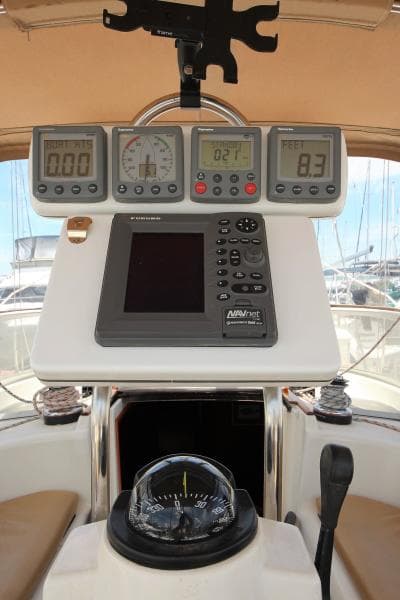 1997 Jeanneau 42 Center Cockpit