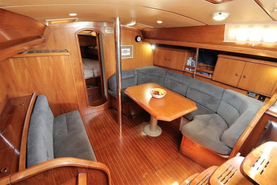 1997 Jeanneau 42 Center Cockpit