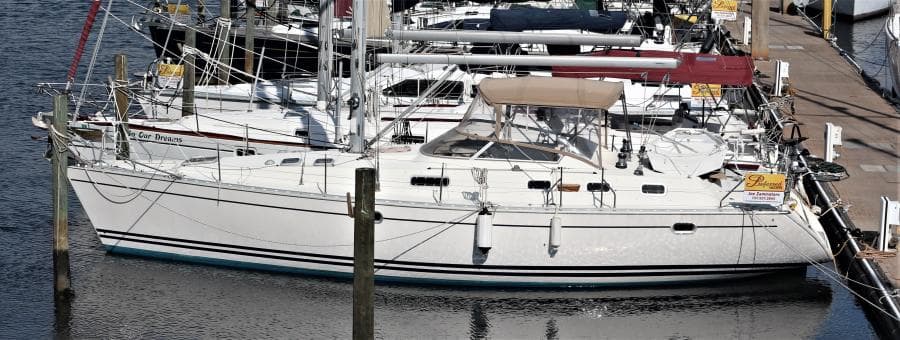 1997 Jeanneau 42 Center Cockpit