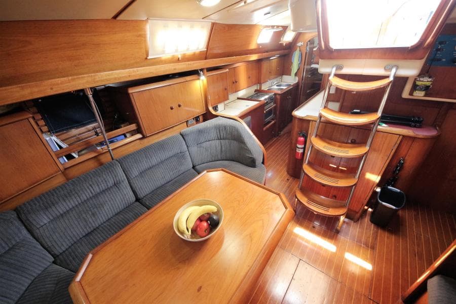 1997 Jeanneau 42 Center Cockpit