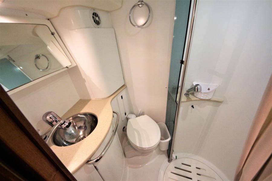 2008 Jeanneau 49 Deck Salon