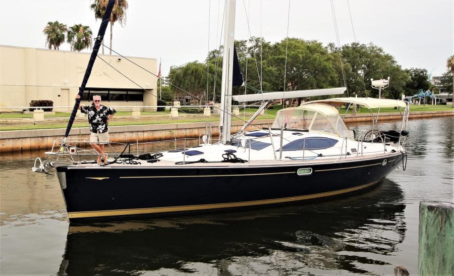 2008 Jeanneau 49 Deck Salon