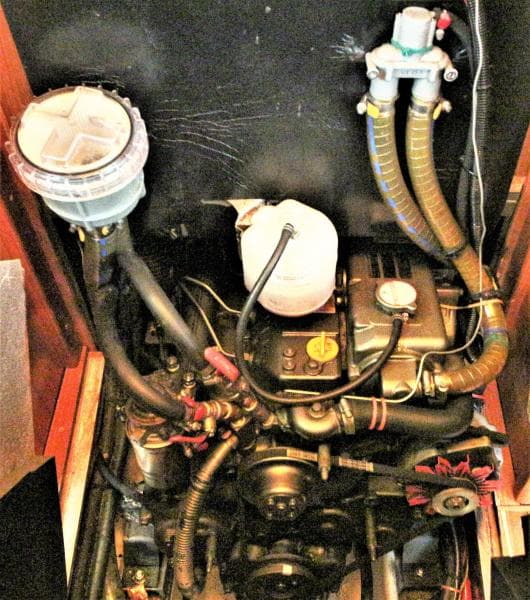 2008 Jeanneau 49 Deck Salon