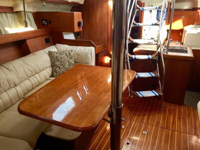 1997 Hunter 450  Passage